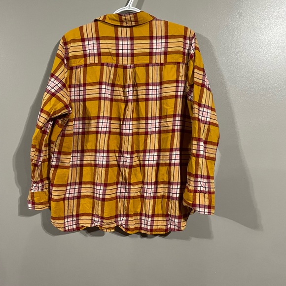 Women’s Flannel - Picture 2 of 9